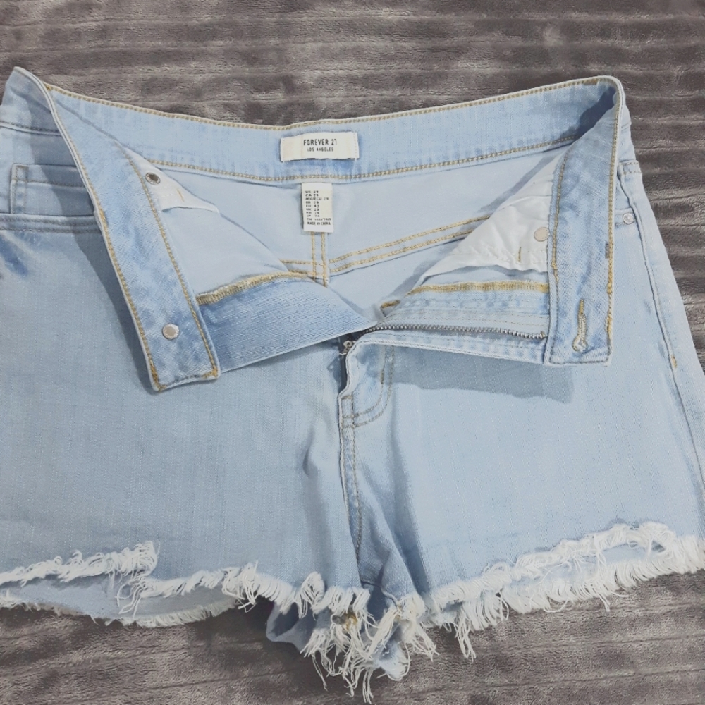 Shorts/ Baby blue